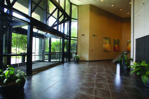 Germantown Park - Oak Ridge: 8000 Centerview Pkwy, Cordova, TN 38018